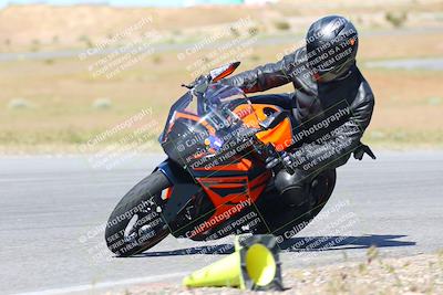 media/Apr-23-2023-TrackXperience (Sun) [[90816c9ee1]]/Level 2/session 2 turn 11/
